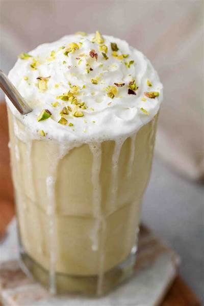 Quick and easy pistachio Frappuccino
